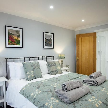 فندق The Townhouse تينبي المظهر الخارجي الصورة